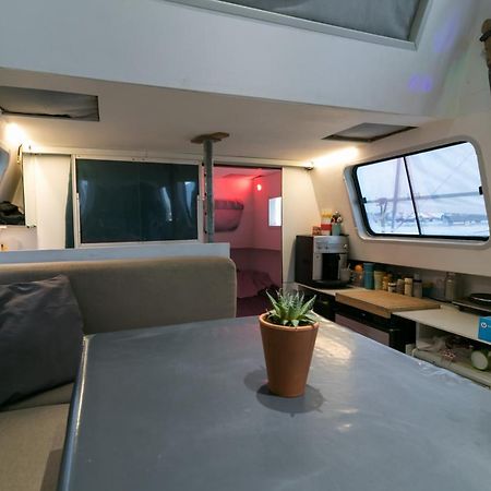 فندق Bateau Penichette Atypique نانت المظهر الخارجي الصورة